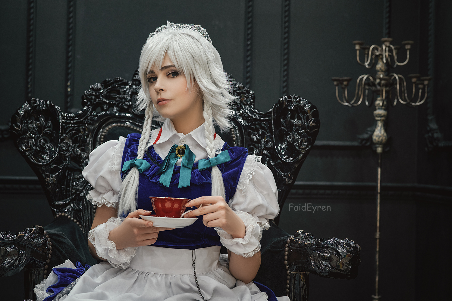 Sakuya cosplay