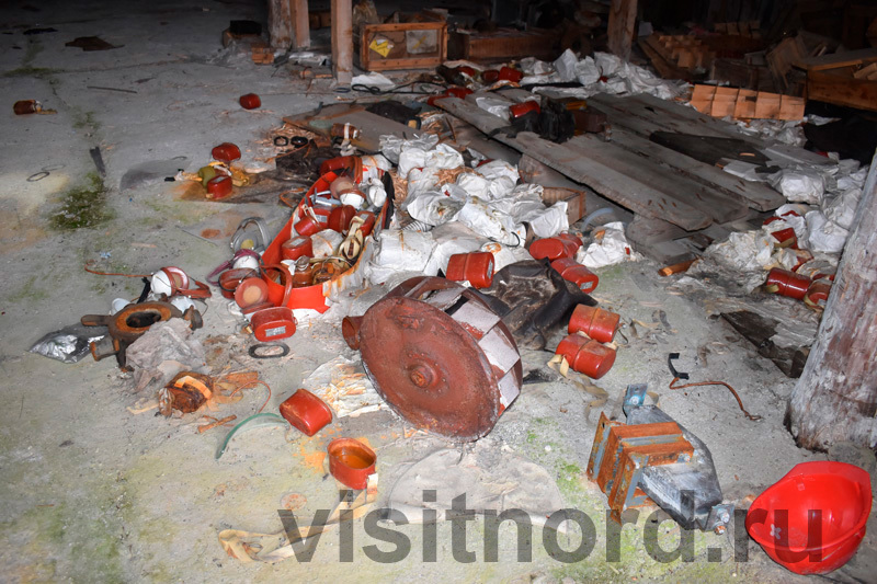 We continue to inspect the warehouses of the dead city - My, Abandoned, Ghost town, , Chukotka, Travels, Travelers, Tourism, Туристы, Longpost, The photo