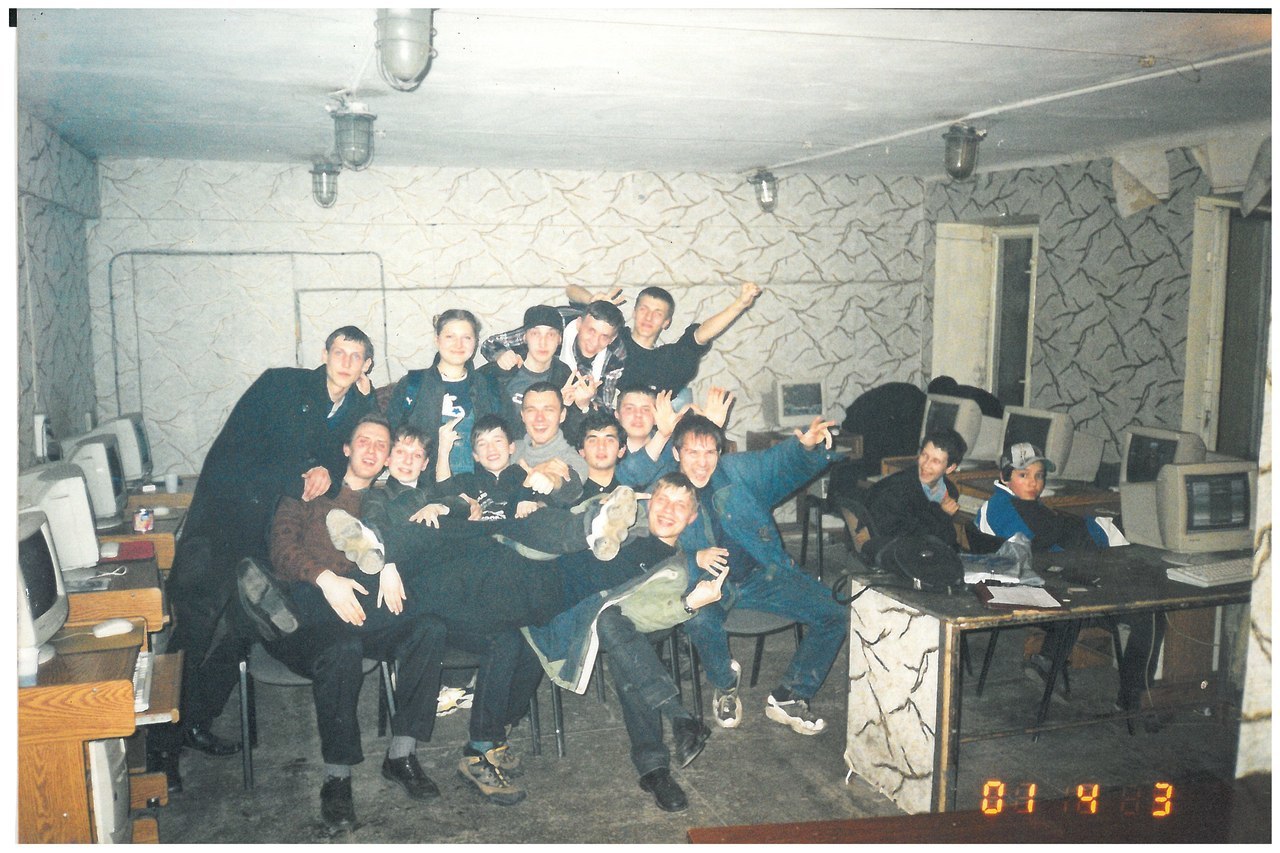 ffinskiy's response to 20 years ago, New Year's eve in a computer club - My, A wave of posts, Old pc, Computer Club, Childhood memories, Old photo, Reply to post, Nostalgia