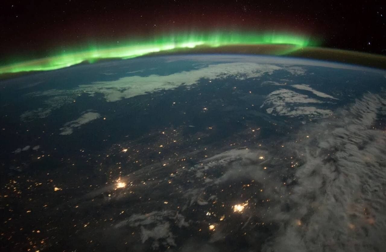 Earth: view from space - Planet Earth, Space, dawn, Polar Lights, View from the ISS, Longpost