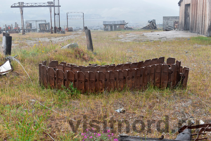 Wheels from BelAZ and we complete a walk through the warehouses of an abandoned mining and processing plant - My, , Chukotka, Abandoned, Ghost town, Travels, Travelers, Tourism, Туристы, North, Russia, Russian North, Longpost