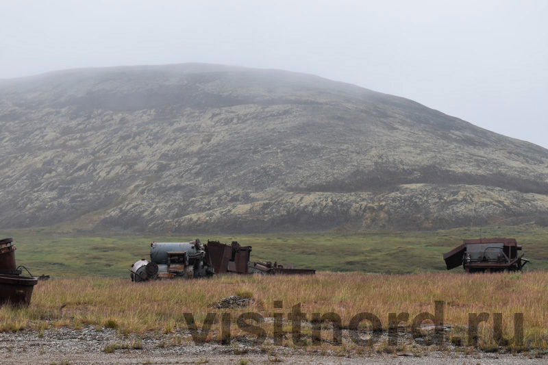 Wheels from BelAZ and we complete a walk through the warehouses of an abandoned mining and processing plant - My, , Chukotka, Abandoned, Ghost town, Travels, Travelers, Tourism, Туристы, North, Russia, Russian North, Longpost