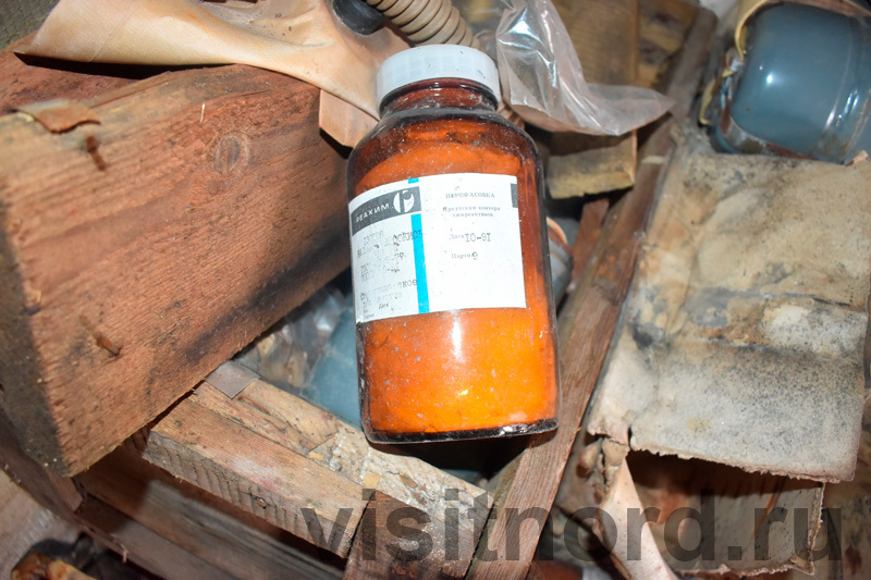 Wheels from BelAZ and we complete a walk through the warehouses of an abandoned mining and processing plant - My, , Chukotka, Abandoned, Ghost town, Travels, Travelers, Tourism, Туристы, North, Russia, Russian North, Longpost