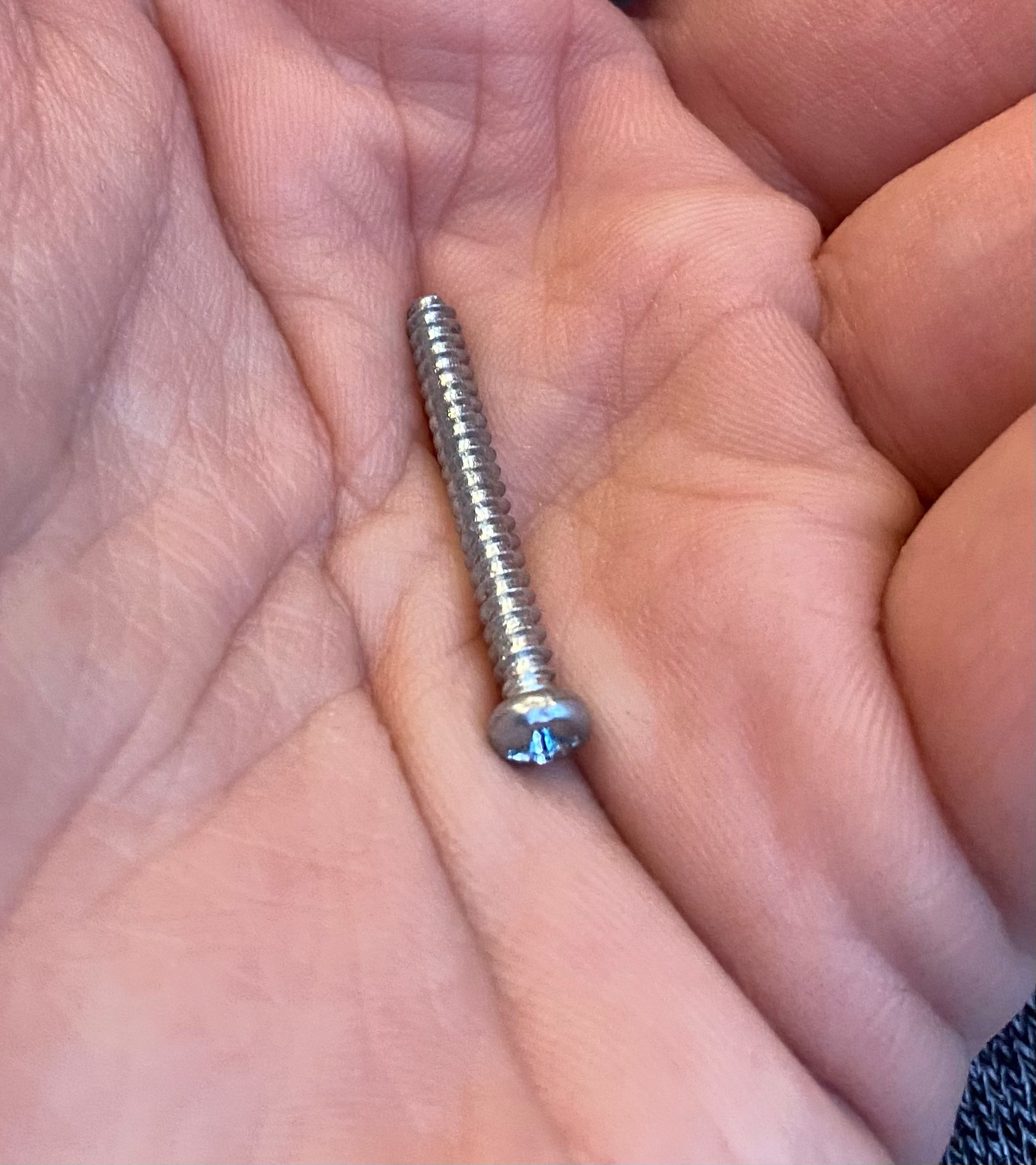 Screw problem in Xiaomi Mi Robot Vacuum Cleaner - My, Xiaomi, Xiaomi Mi Robot Vacuum Cleaner, Screw, Thread, Longpost