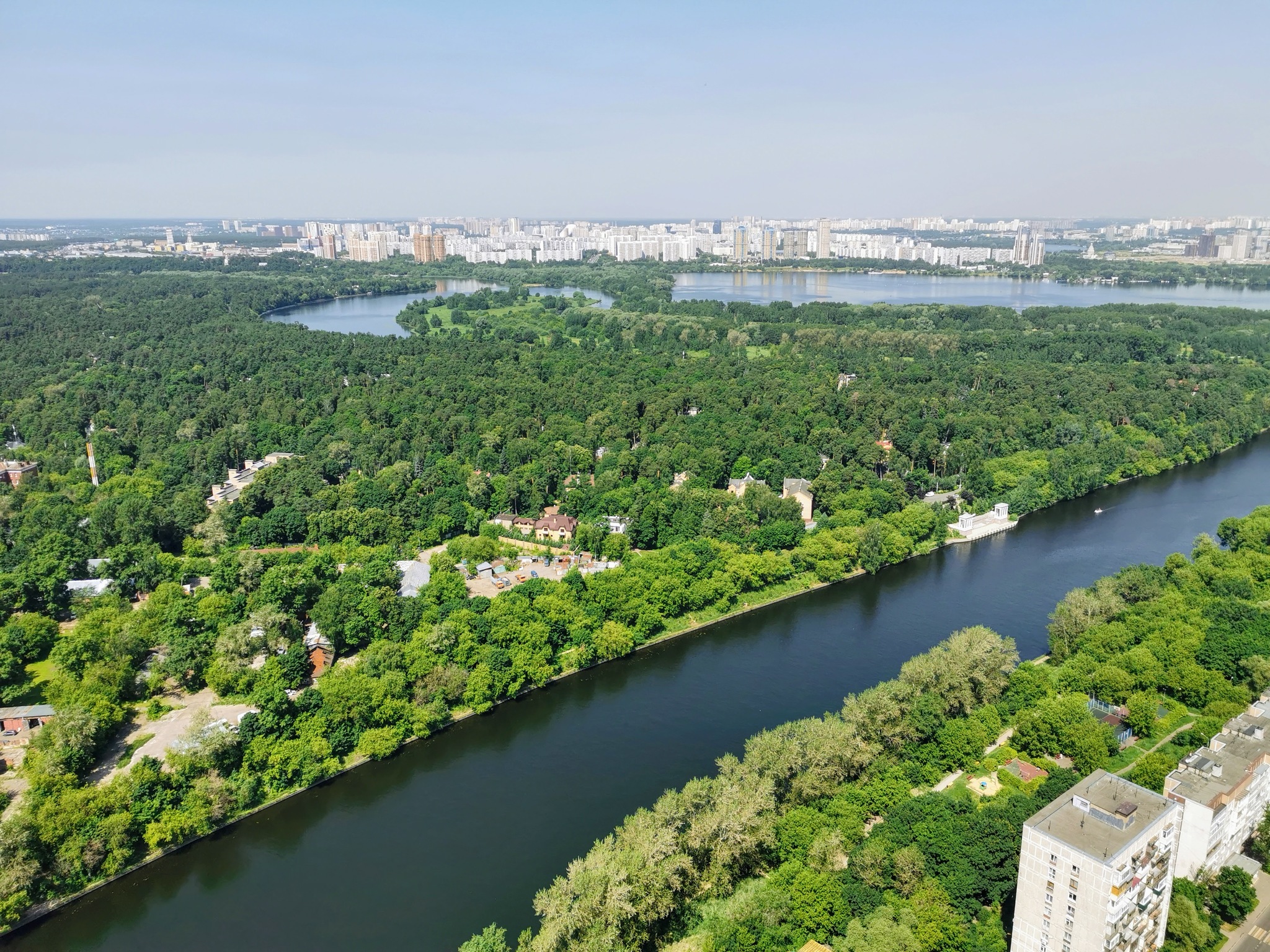 Hometown from the top floor - My, The photo, Mobile photography, Huawei P30 PRO, Nature, Longpost, Moscow, Khoroshevo-Mnevniki, Serebryany Bor