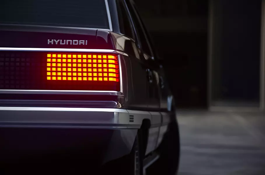 Hyundai unveils an electric car in the classic style of the first Grandeur sedan in 1986, in honor of its 35th anniversary - Hyundai, Electric car, Cyberpunk, Auto, Longpost, Video