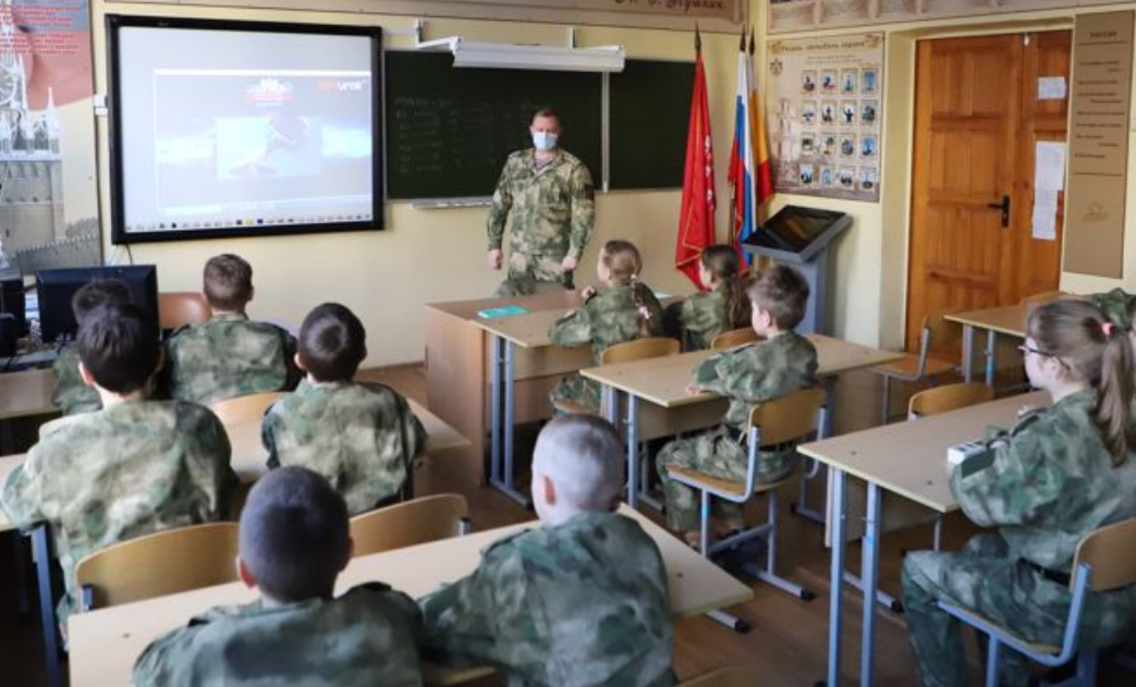 Penza schoolchildren were forced to withdraw the oath of allegiance to the arrested ex-governor, which they took in 2019 - My, Politics, The governor, Penza Oblast, The oath, Pupils, Patriotism, Satire, Humor, IA Panorama