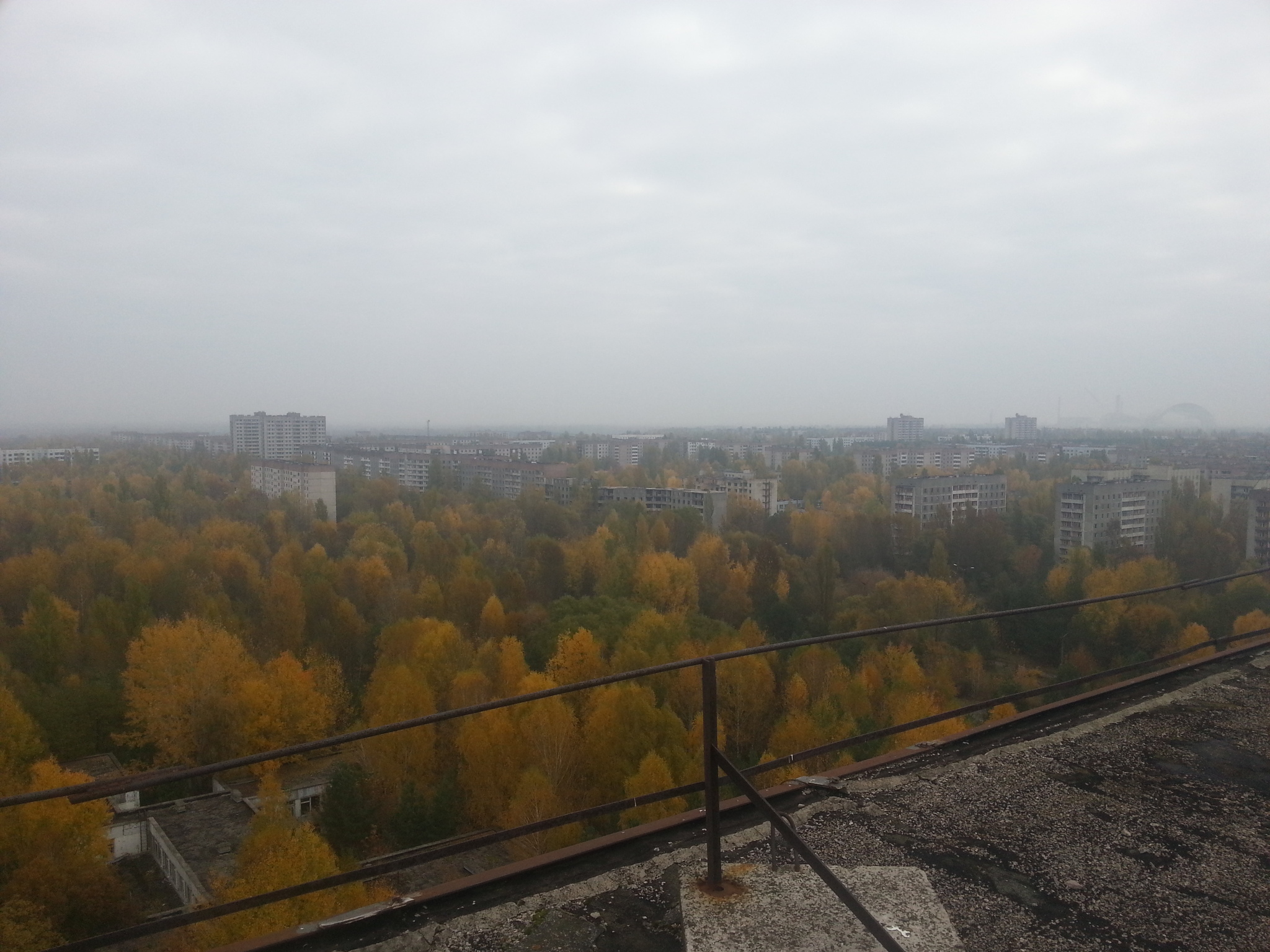 Call of Pripyat: a report on a trip to the Exclusion Zone. Part 4. Bridge of death, some more STALKER, first steps in Pripyat - My, Travels, Photo on sneaker, The photo, Mobile photography, Stalker, Chernobyl, Zone, Chernobyl, Pripyat, Abandoned, Abandoned cities, Excursion, Radiation, S.T.A.L.K.E.R.: Call of Pripyat, Stalker: Shadow of Chernobyl, Stalker: Clear Sky, Nature, Autumn, Landscape, Mat, Longpost