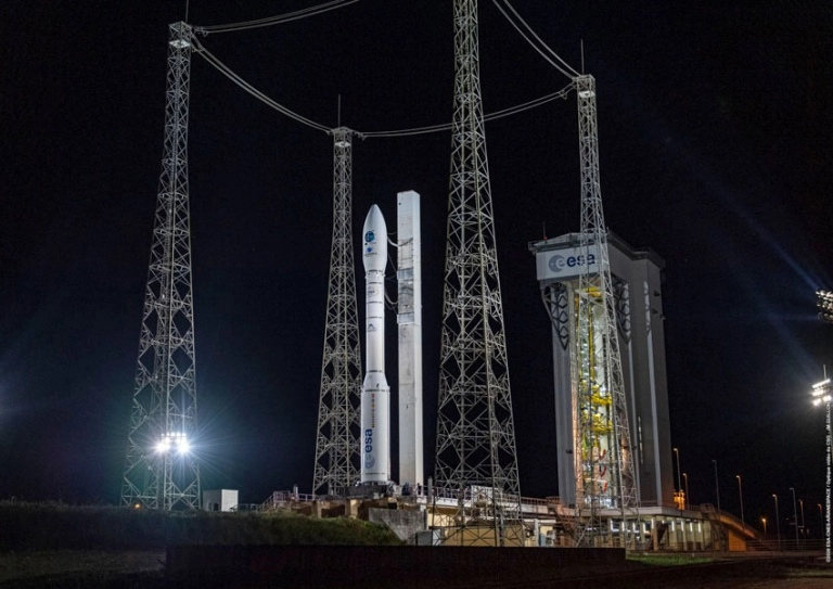 Vega by Arianespace will launch CERES satellites for CNES. - Space, Cosmonautics, Rocket launch, Technologies, Ceres, Arianespace, Vega, Military satellites, Video, Longpost