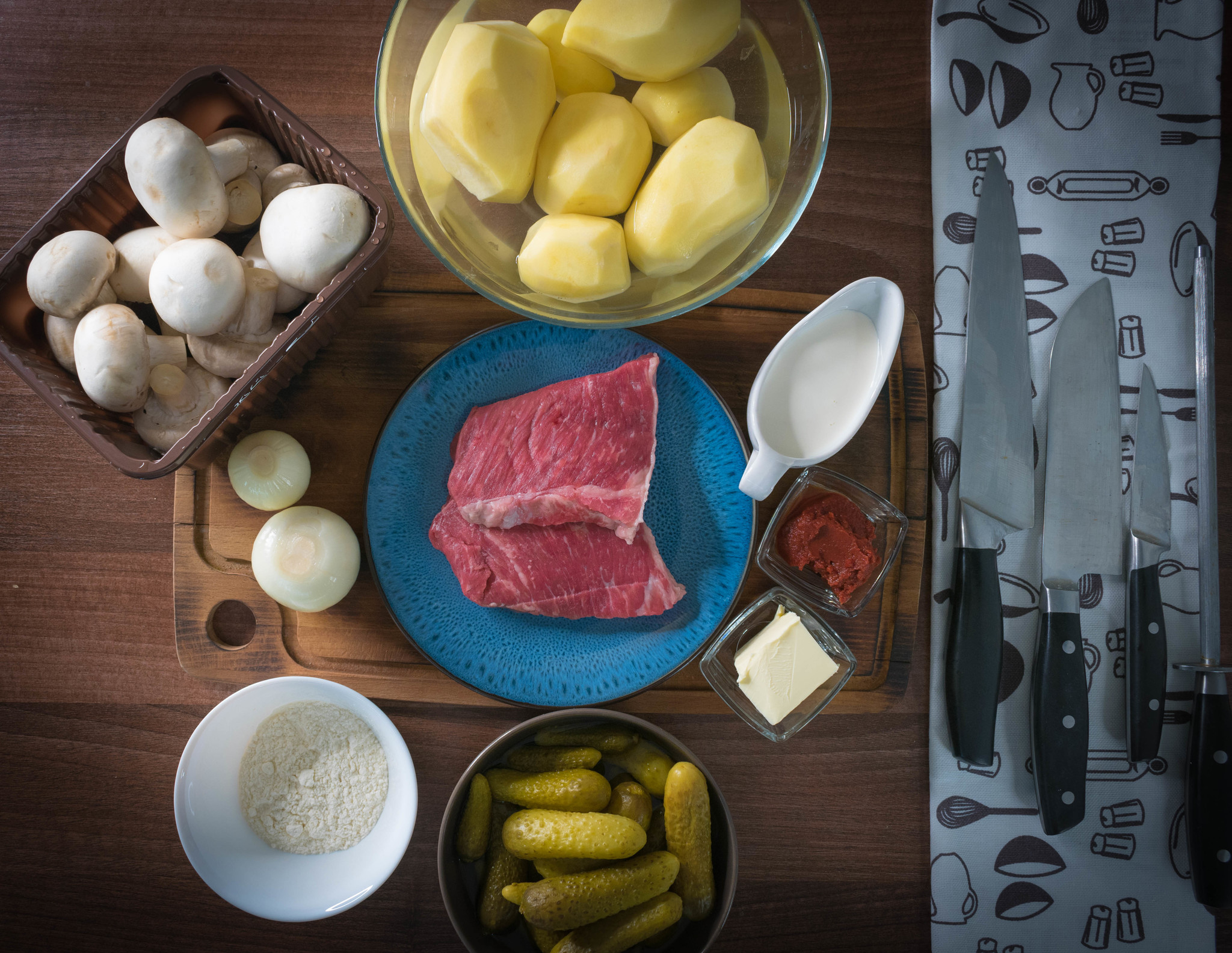 His Majesty Beef Stroganoff. - My, beef stroganoff, Cooking, Longpost, Meat, Video recipe, Video