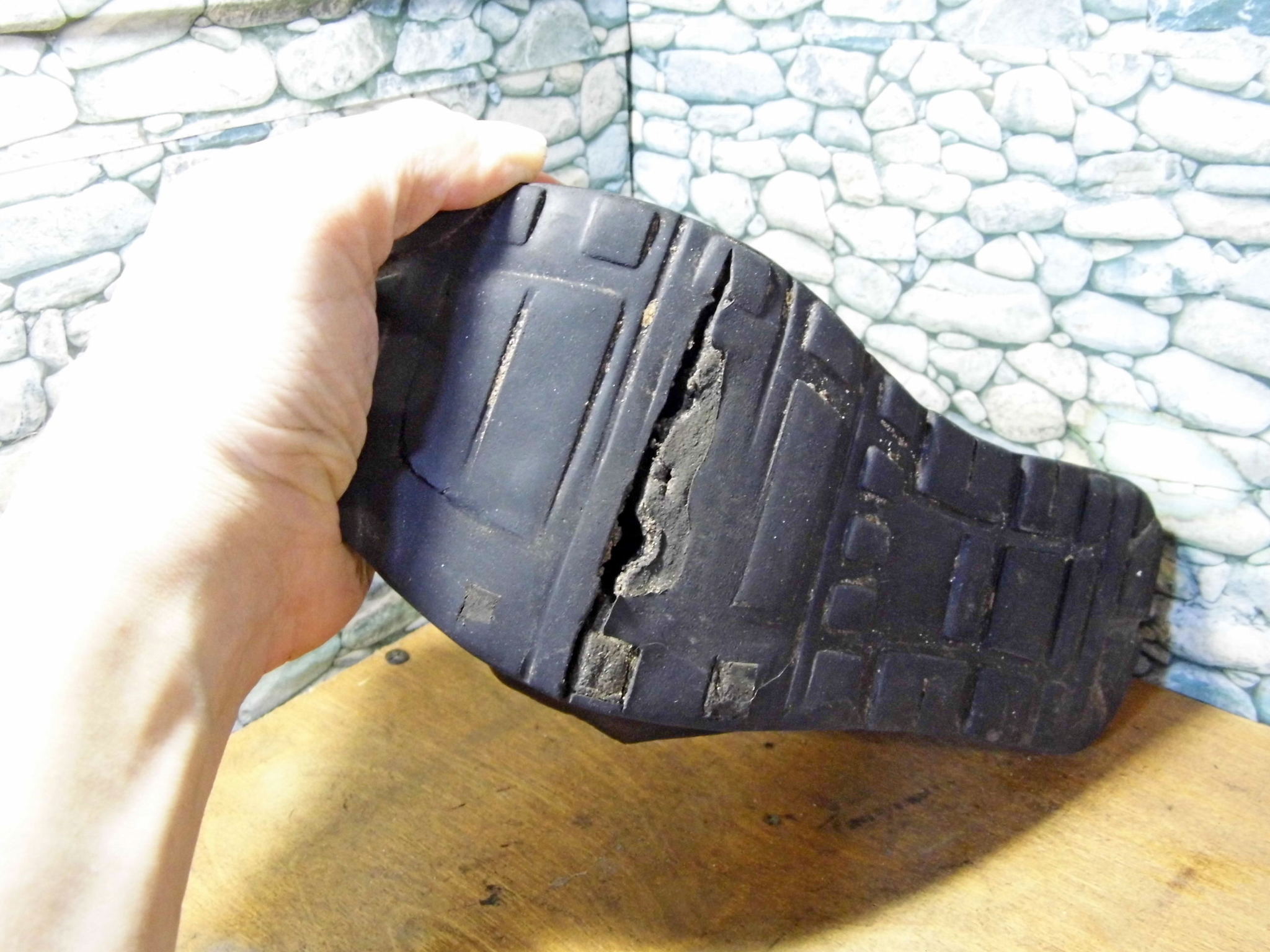 Sneakers with semi-circular soles break too - My, Shoe repair, Shoes, Longpost