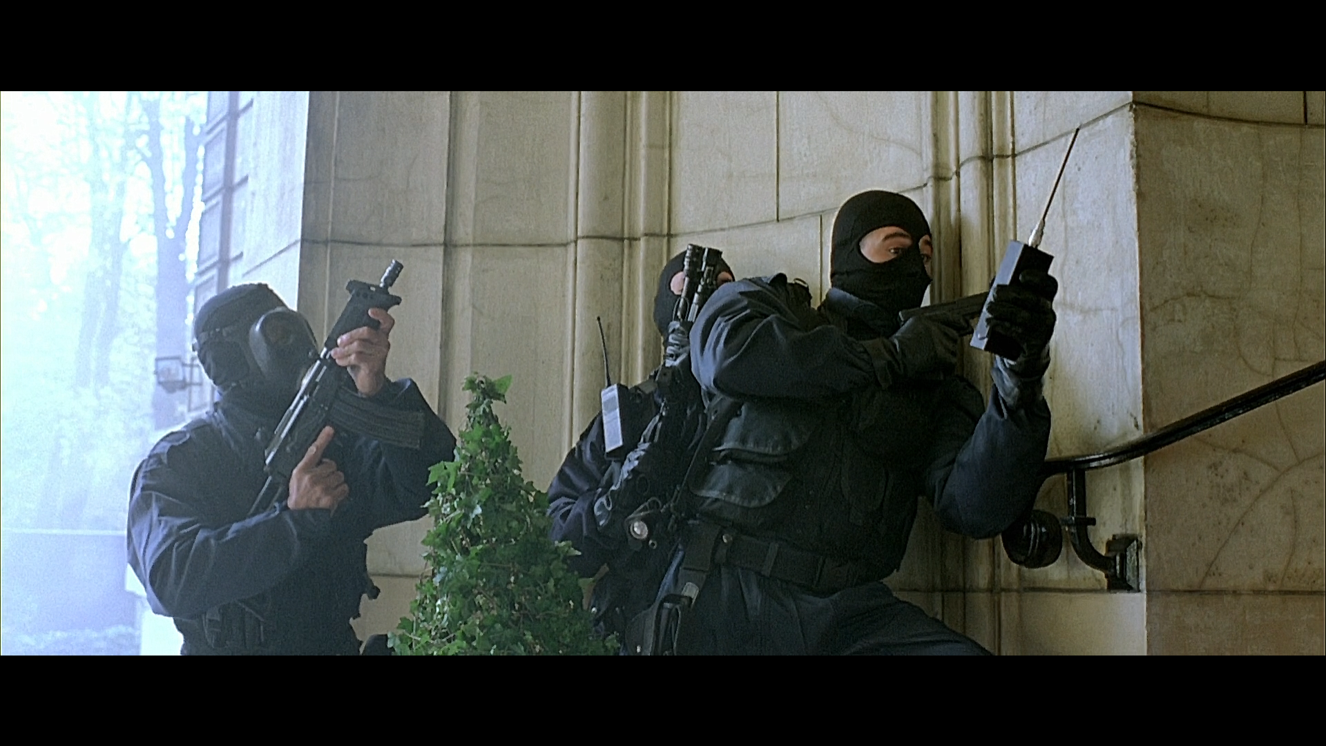 Stupid special forces in French action movies - Luc Besson, French cinema, Police, Special Forces, Cinema, Боевики, Comedy, Modern Art, Yamakashi, Longpost