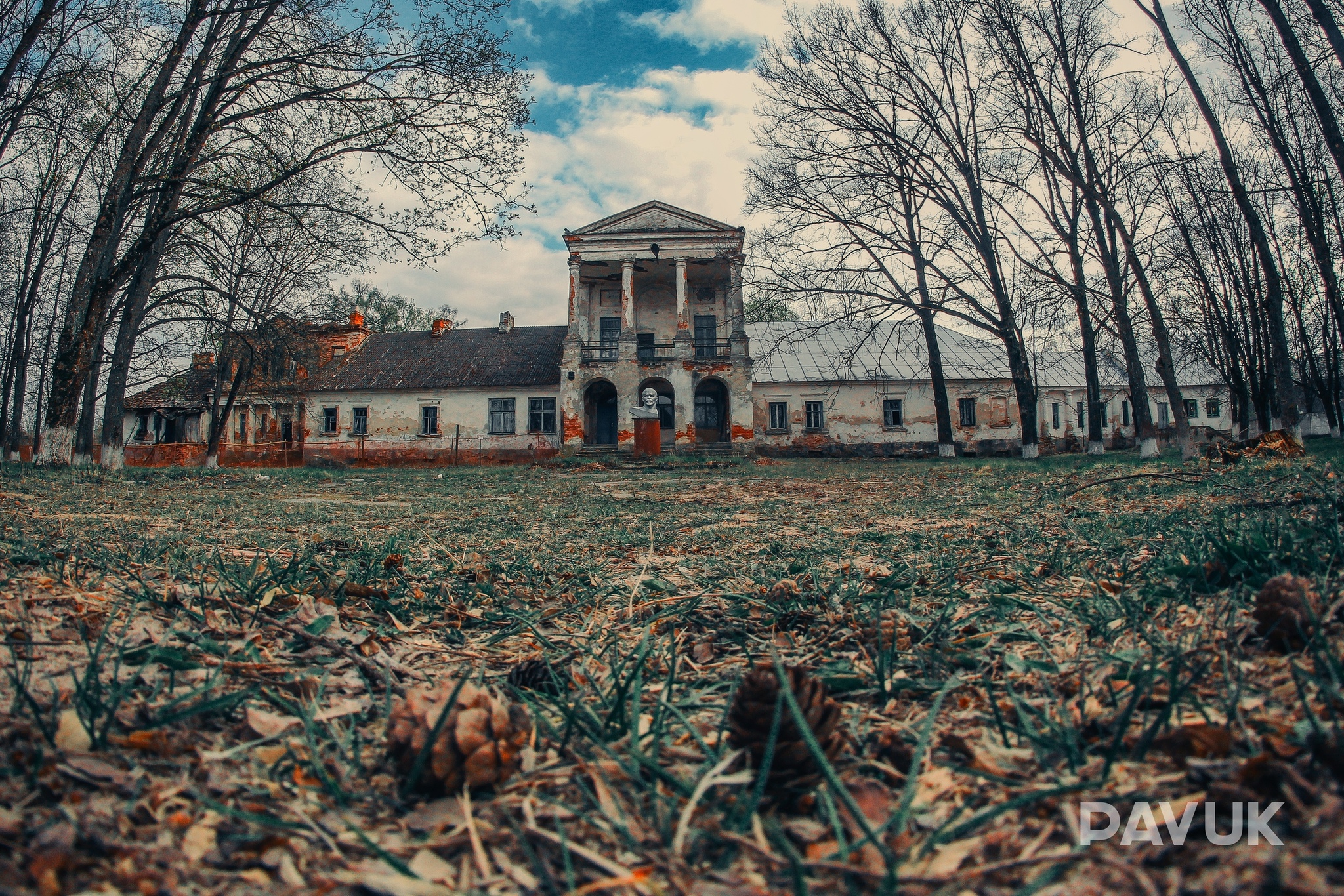 Manor Trembitsky or earlier Linovo Pruzhany district. Settlement International - My, Story, Manor, Abandoned, Abandoned house, Travels, Lenin, Longpost