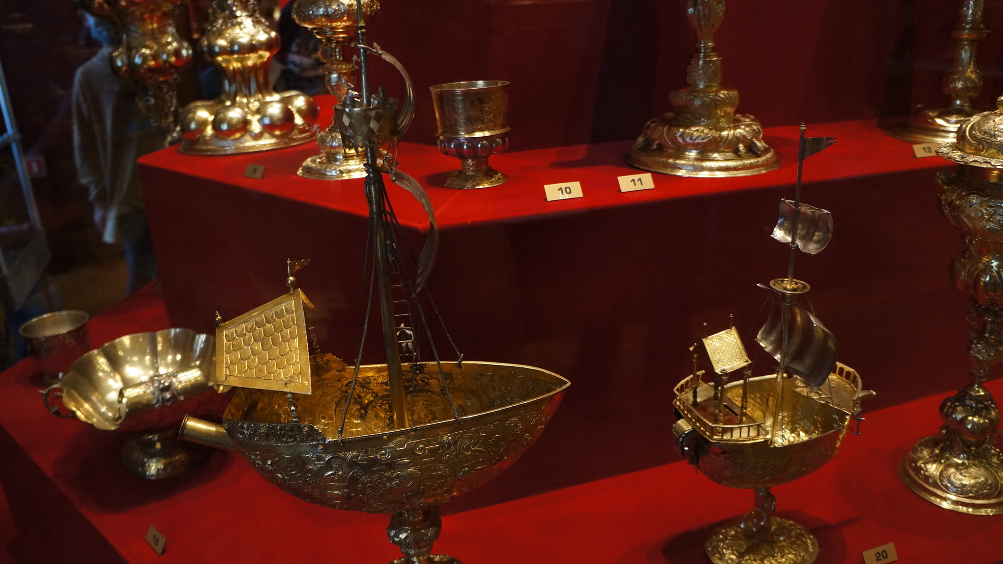 What kind of dishes did the Russian tsars eat or a trip to the Armory Chamber of the Kremlin? - My, Jewelry, Cutlery, Armory, Kremlin, История России, Museums in Moscow, Tableware, Jewelry, Tsar, Etiquette, List, Longpost