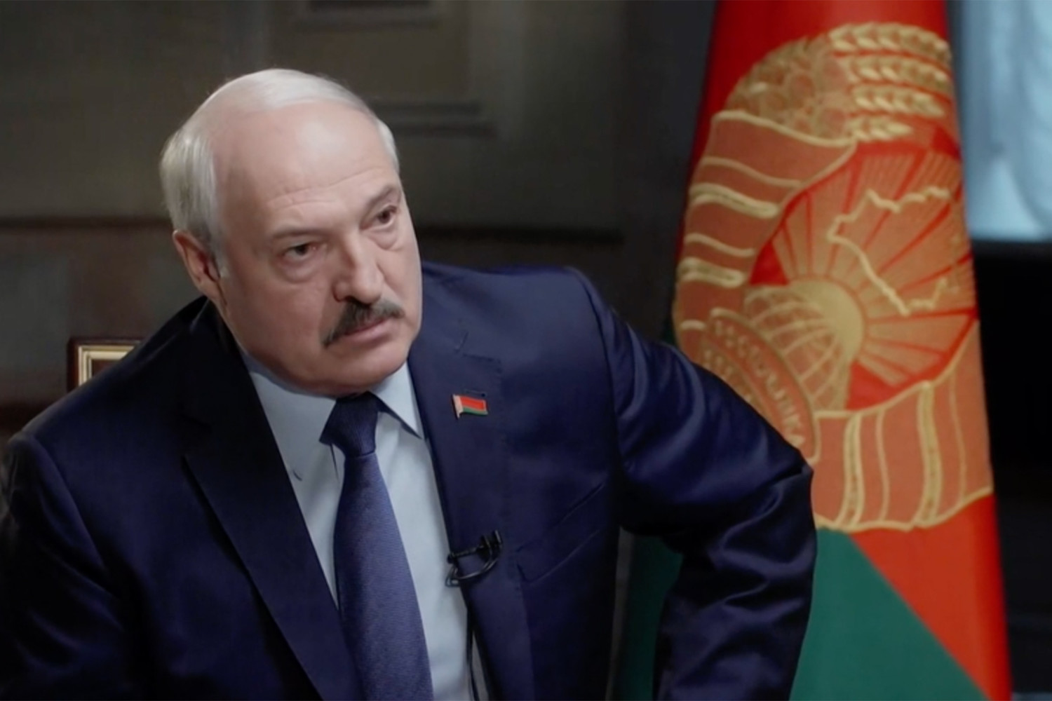 Unrecognized genius - Republic of Belarus, Alexander Lukashenko, Politics