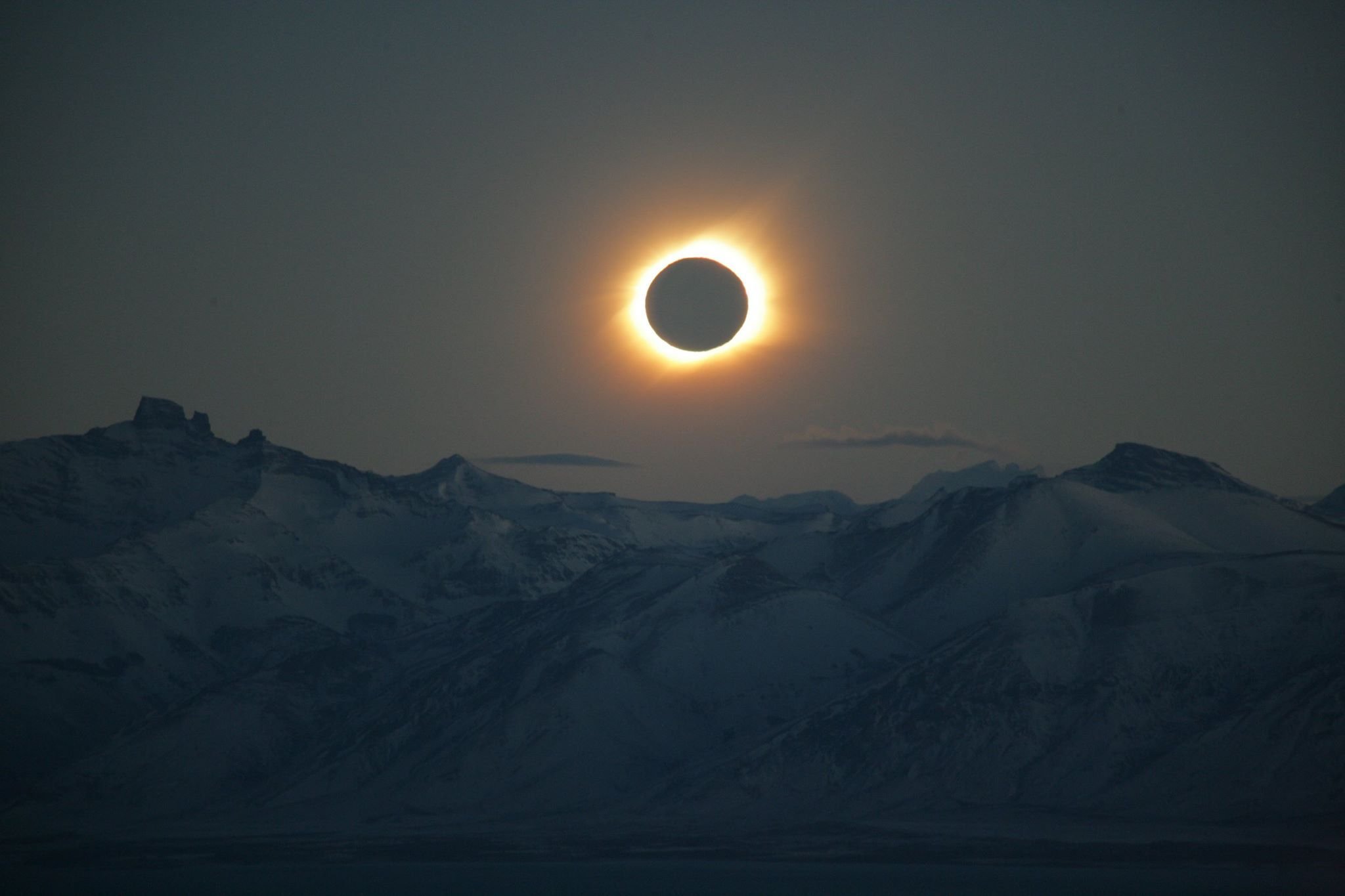 Total solar eclipse on December 4, 2021 - My, Astronomy, Space, Eclipse, Solar eclipse, Antarctica, GIF, Longpost