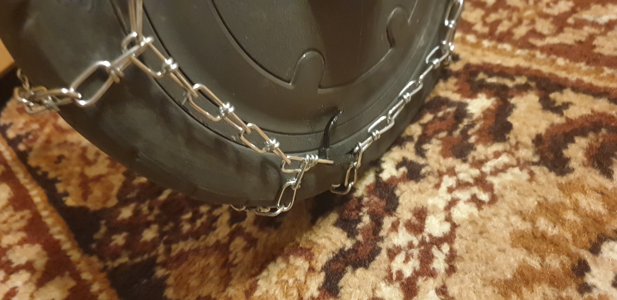 Chains on the wheel of an electric scooter - My, Xiaomi Electric Scooter, Xiaomi m365