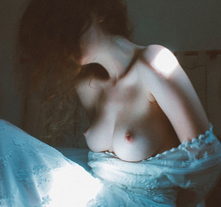 Chiaroscuro - NSFW, Erotic, Girls, Boobs, No face