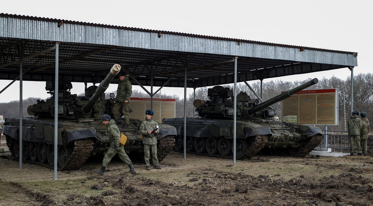 Танки Т-90А на полигоне Молькино, Краснодарский край | Пикабу