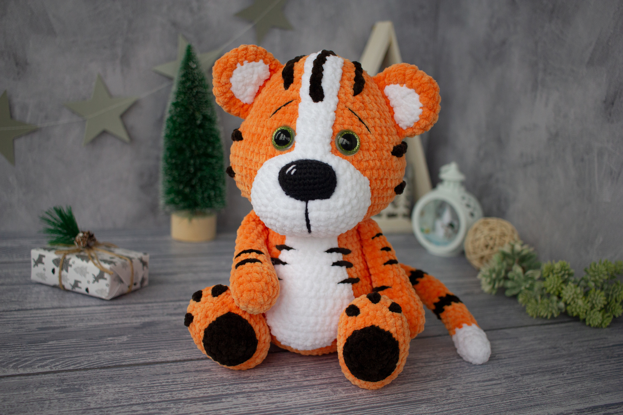 New Year is rushing towards us ... - My, Soft toy, New Year, Symbol of the year, Tiger, Tiger cubs, Knitted toys, Longpost, Presents, Crochet, The photo