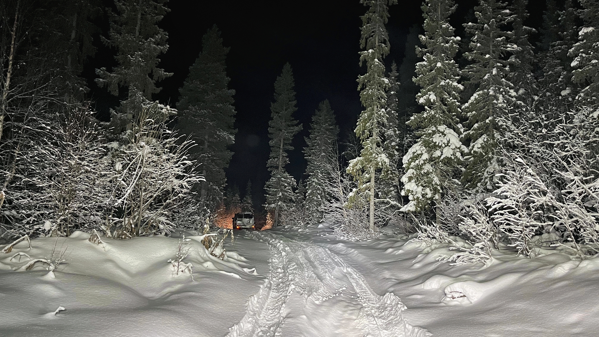 An interesting new route away from the city. Patrol Y61 fell into a swamp. 4x4. TumbleweedKolsky - My, Nissan Patrol, Auto, Snow, Winter, Kola Peninsula, Car, freezing, Ice, North, 4x4, Off road, Offroad, Video, Longpost