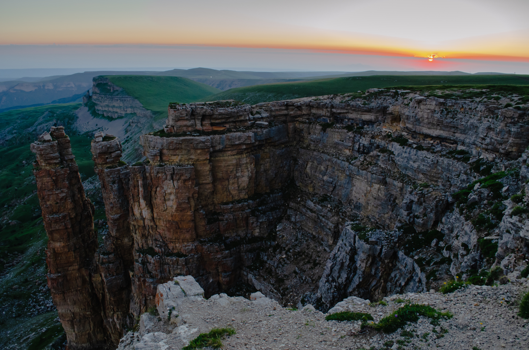 Bermamyt # 2 and a trip to the city of the dead Eltyubu - My, Travel across Russia, Travels, The mountains, Nature, Landscape, Bermamyt plateau, Road trip, Tourism, Mountain tourism, Hike, Chegem gorge, Waterfall, The nature of Russia, Video, Longpost