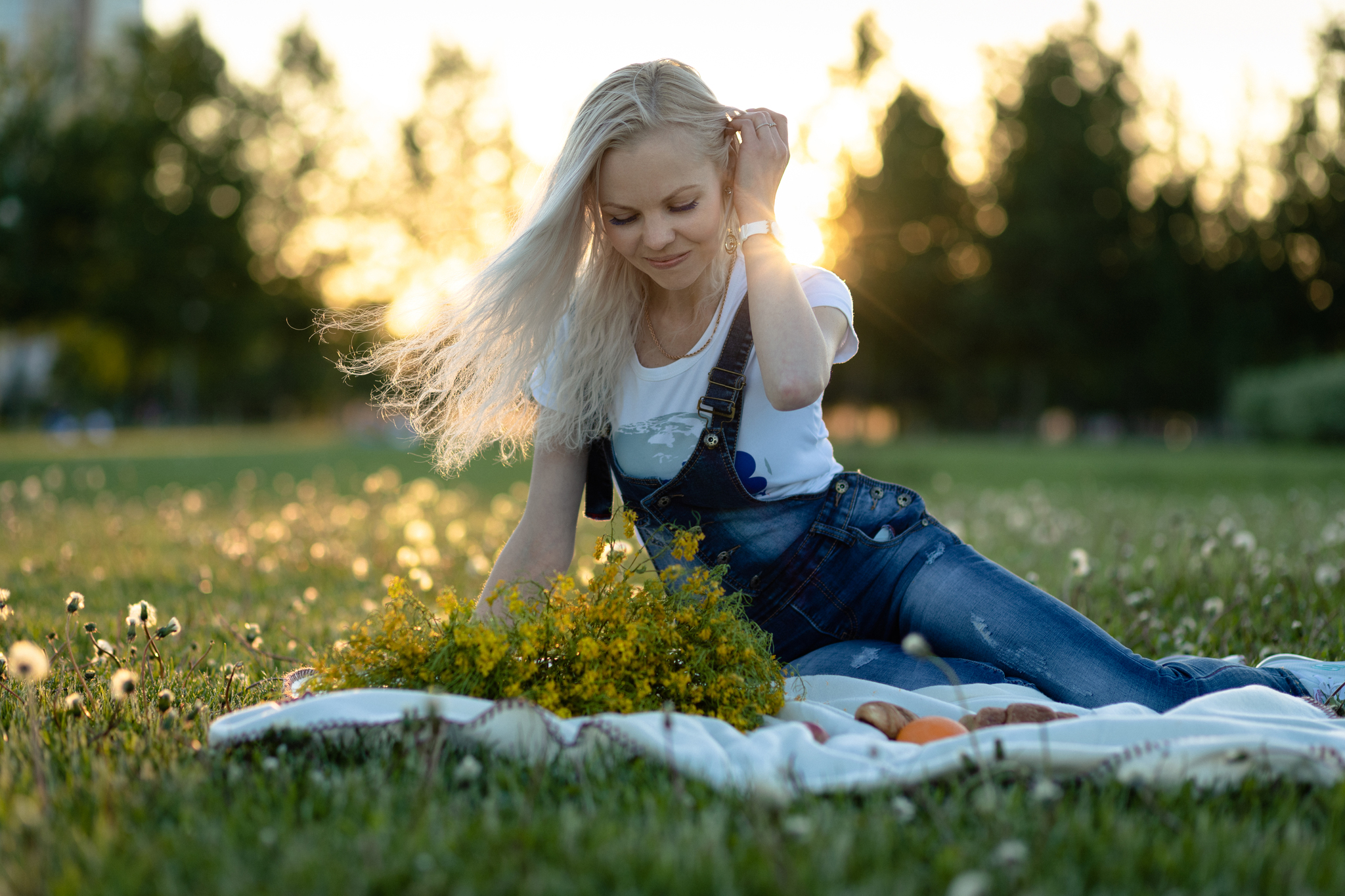 Would you like to try an apple? Shooting at sunset - My, Photographer, The photo, PHOTOSESSION, Sunset