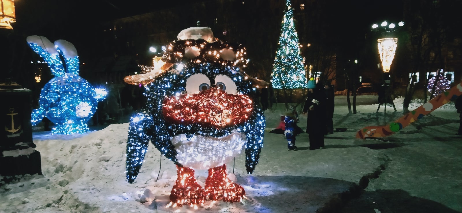 New Year's Murmansk - 2022 - My, Kola Peninsula, North, Story, Town, Holidays, New Year, Illuminations, Lights, Decoration, Garland, Art, Mood, Winter, Christmas, Murmansk, sights, Longpost