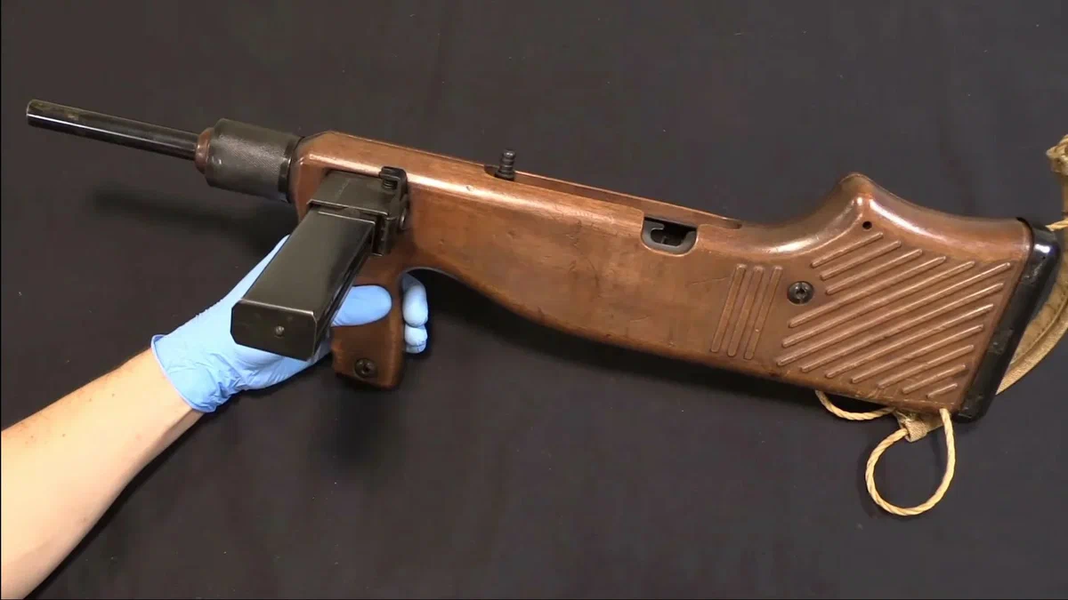 Firearm Fear: Hatton Williams Submachine Guns - Weapon, Story, Longpost