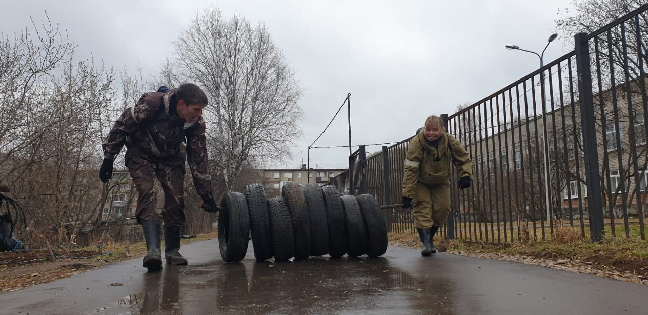 Anastasia Vachenkova, coordinator of the Clean Games, figured out how to speed up the garbage collection process - Garbage, Nature, Tires, Longpost