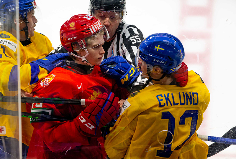 The youth of Russia lost to Sweden at the MFM-2022 in the first game in the group with a score of 3: 6 - My, news, Hockey, Youth World Cup, Youth national team, Russian team, Russian national ice hockey team, Match, Washer, Goal, Sweden, Canada, Matvey Michkov, Oleg Znarok, Sport, Longpost