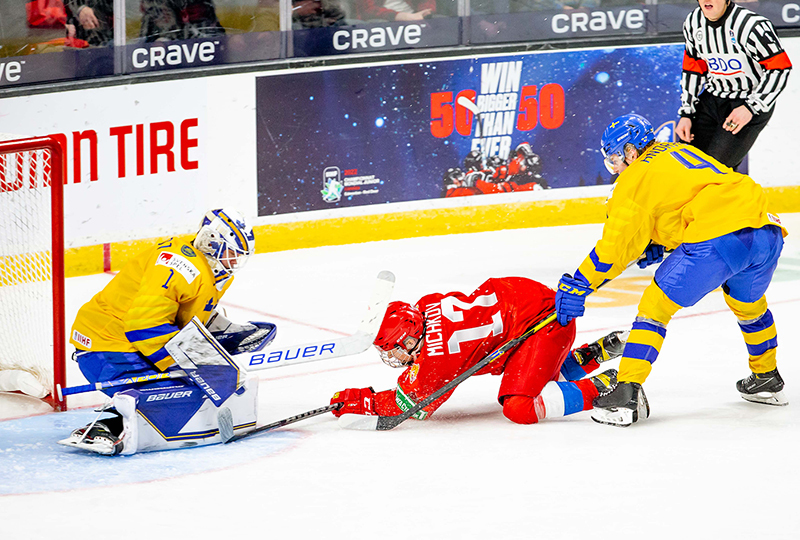 The youth of Russia lost to Sweden at the MFM-2022 in the first game in the group with a score of 3: 6 - My, news, Hockey, Youth World Cup, Youth national team, Russian team, Russian national ice hockey team, Match, Washer, Goal, Sweden, Canada, Matvey Michkov, Oleg Znarok, Sport, Longpost