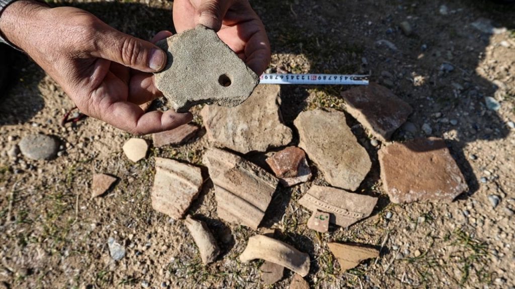 Three-room cave found over Lake Van - Archeology, Story, Interesting, Caves, Turkey, Archaeological finds, Anatolia, Middle Ages, Longpost