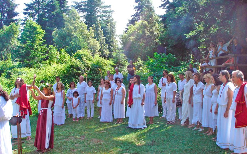 The worship of Zeus and other ancient Gods is gaining popularity in Greece - Greece, Ancient greek gods, Paganism, Longpost