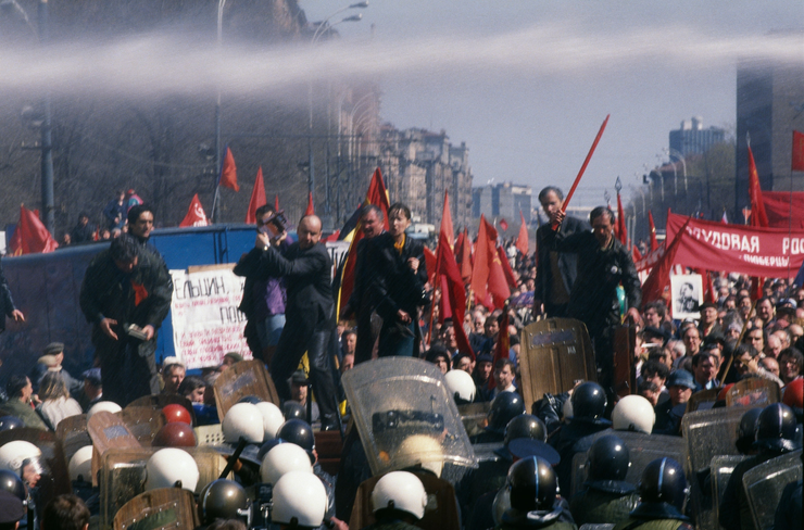 1 мая 1993. Забытая война - Политика, Столкновение, Митинг, Россия, СССР, Фотография, Негатив, Кровь, Длиннопост