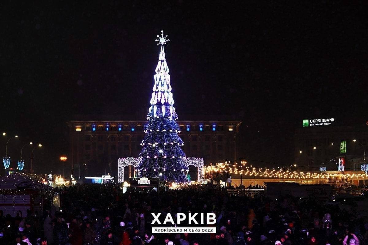 On the eve of the New Year, the top 10 most beautiful Christmas trees in Ukraine have been published: - Kharkov, Kiev, Lviv, Odessa, Dnieper, Lutsk, Zaporizhzhia, Vinnytsia, Uzhgorod, Kherson, Christmas trees, The photo, Longpost