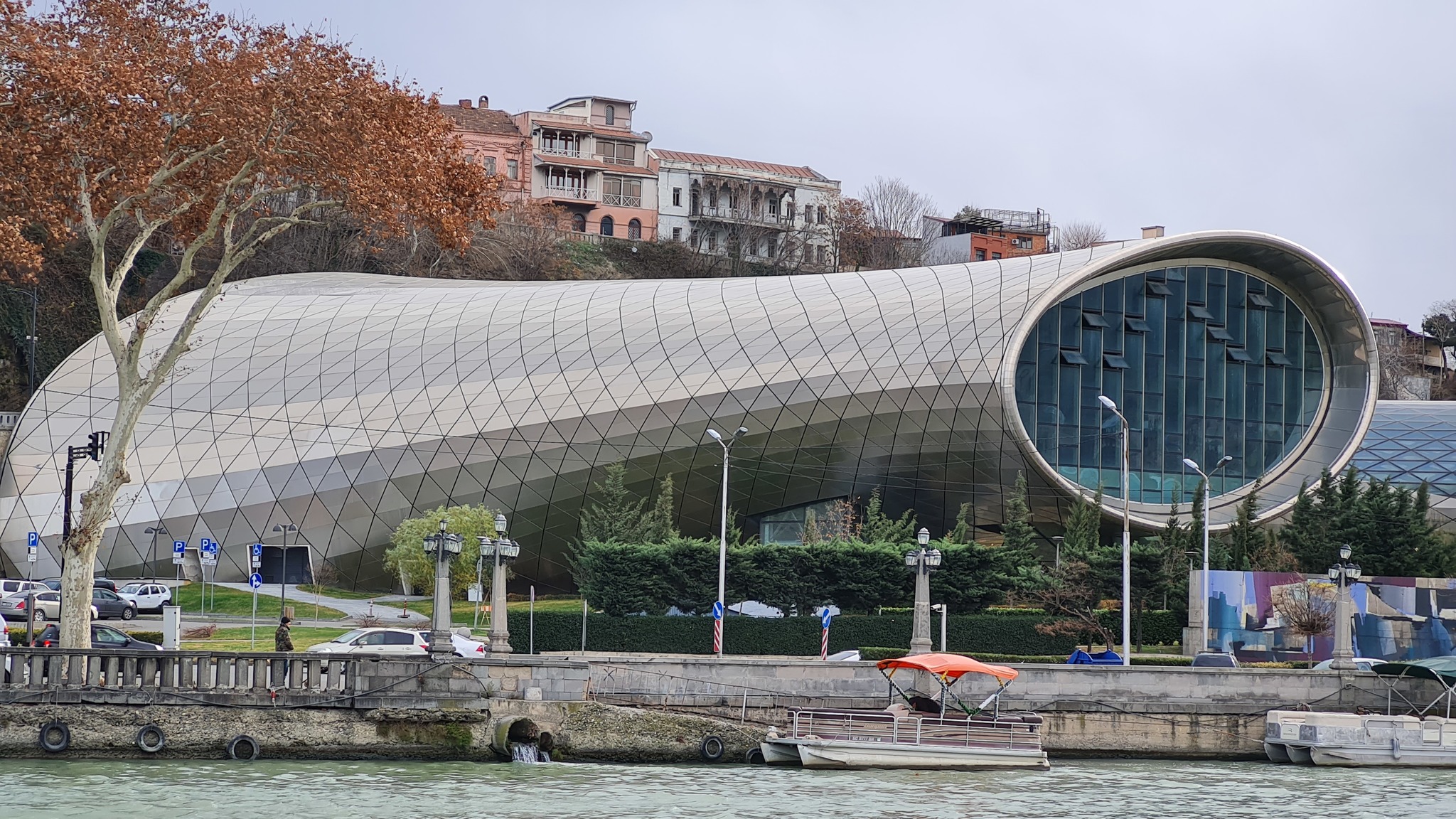 Don't want to buy the most non-standard building in Tbilisi? Inexpensive - My, Georgia, Tbilisi, Auction, Architecture, sights, Longpost