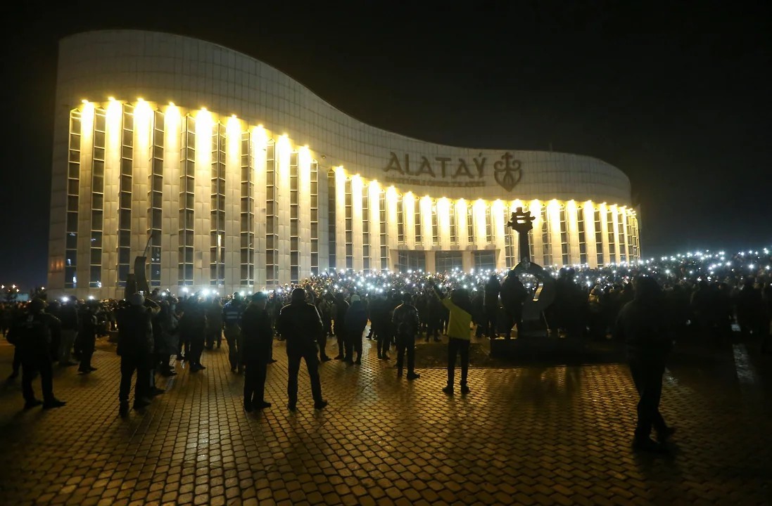 Kazakh revolt. Photographic footage of the pogroms and riots that swept the country - Kazakhstan, Protests in Kazakhstan, Chaos, Longpost