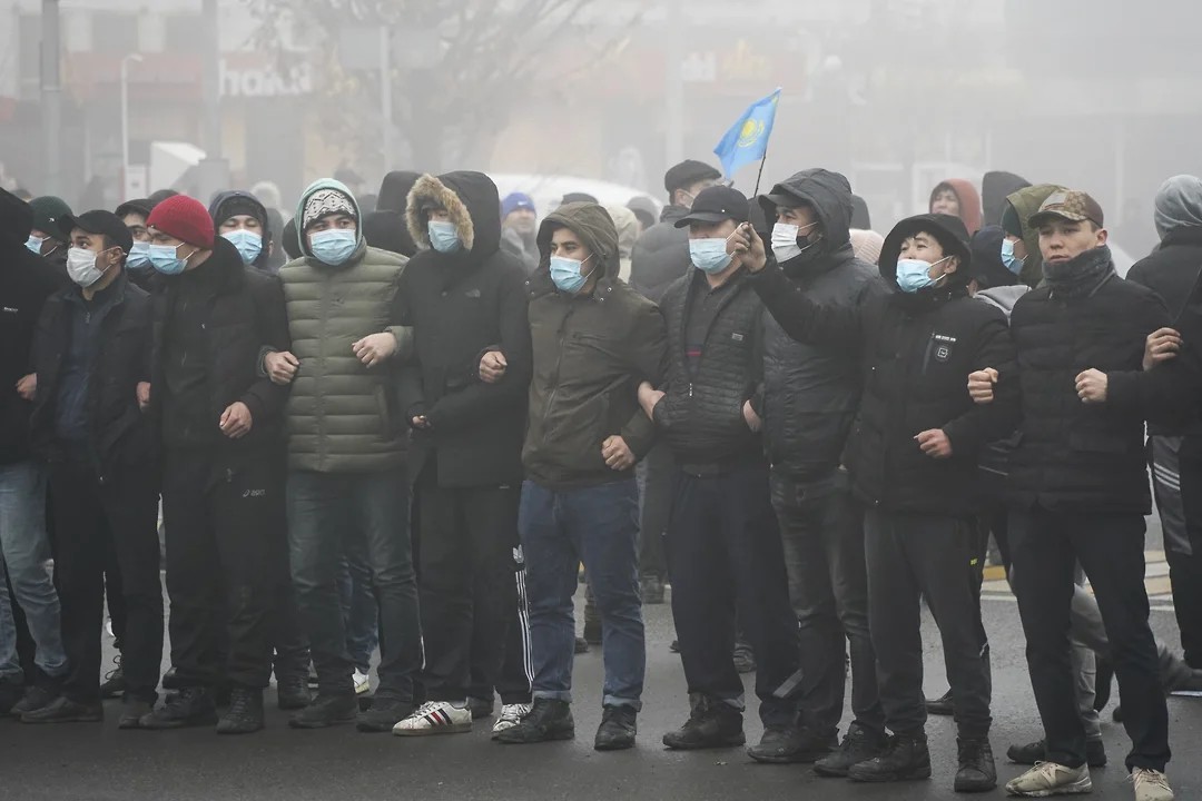 Kazakh revolt. Photographic footage of the pogroms and riots that swept the country - Kazakhstan, Protests in Kazakhstan, Chaos, Longpost