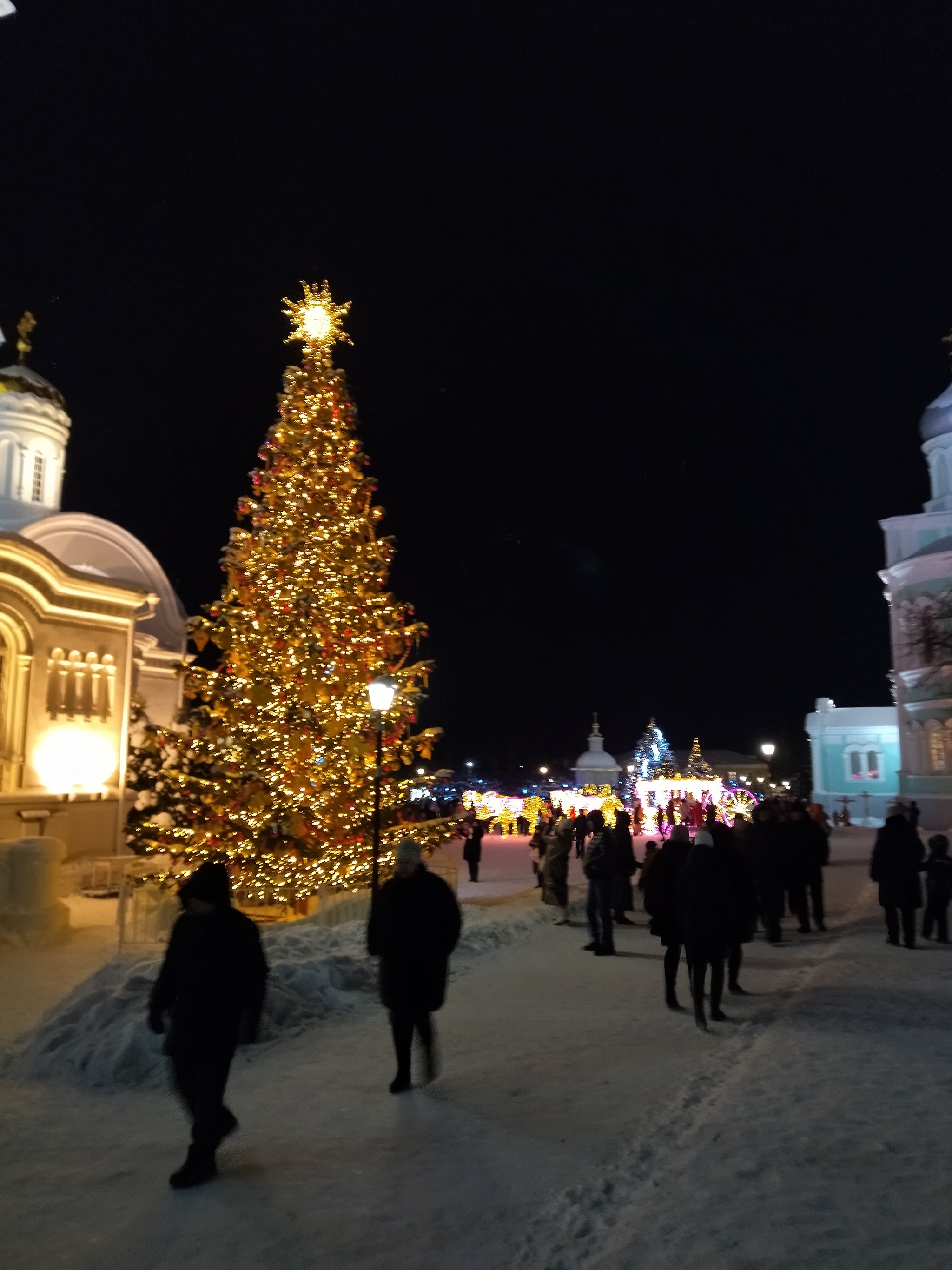 Seraphim-Diveyevo Monastery on holidays - My, Monastery, Mobile photography, Family, Relaxation, Longpost