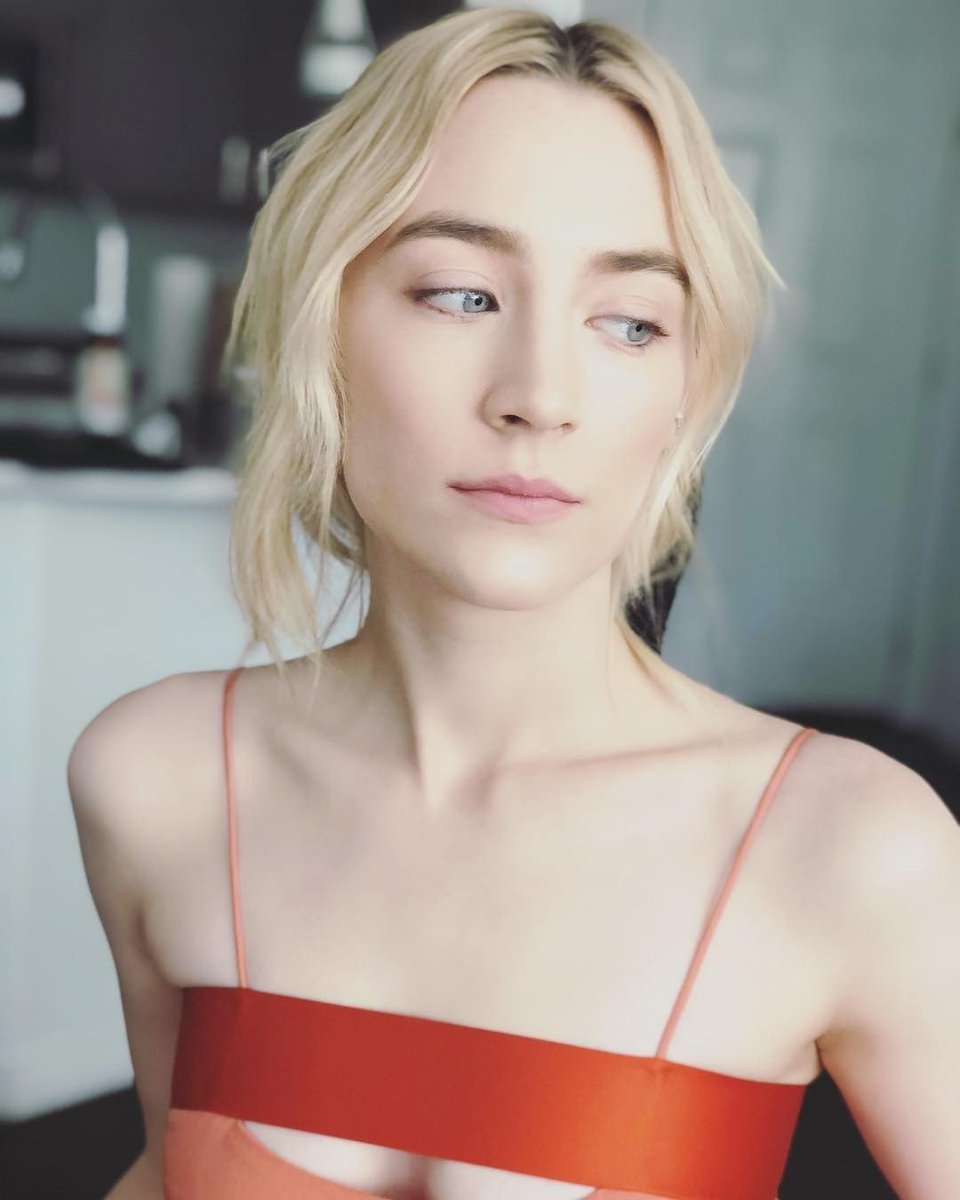 Saoirse Ronan - Girls, The photo, Saoirse Ronan