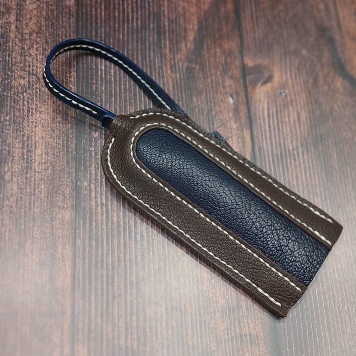 Leather key holder - My, Leather, Natural leather, Handmade, Leather products, Longpost, Needlework without process