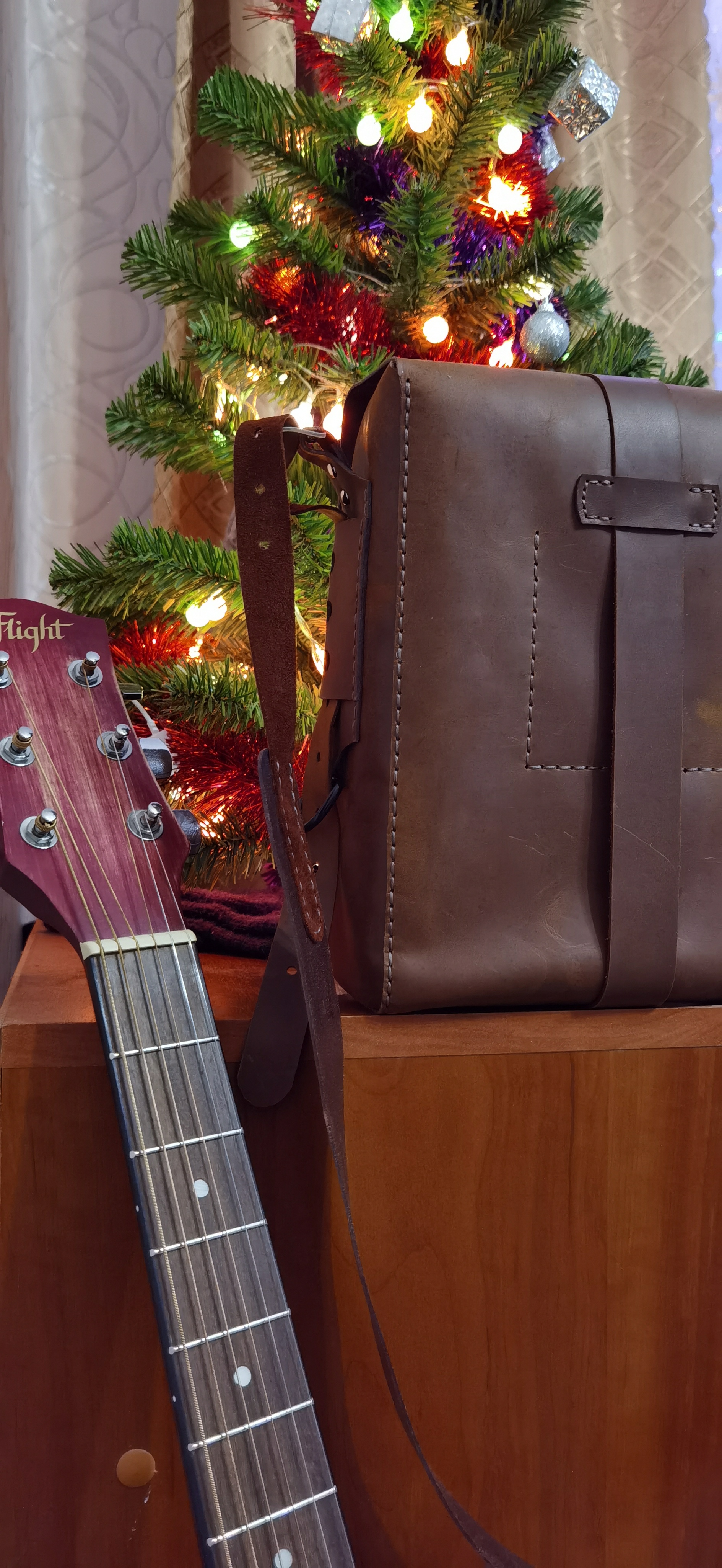 Messenger bag over the shoulder made of genuine leather - My, Leather, Natural leather, Leather products, Messenger, Сумка, With your own hands, Handmade, Hobby, Longpost, Needlework without process