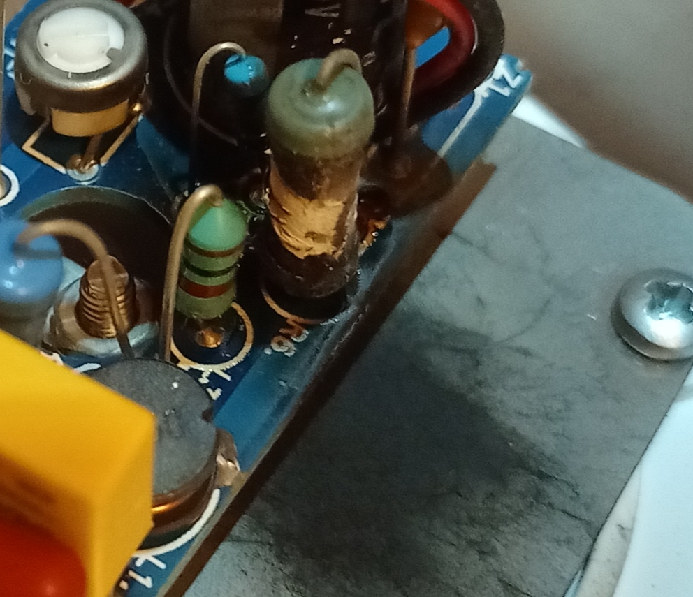 Please tell me the name of the part in the humidifier - Repair of equipment, Question, Humidifier