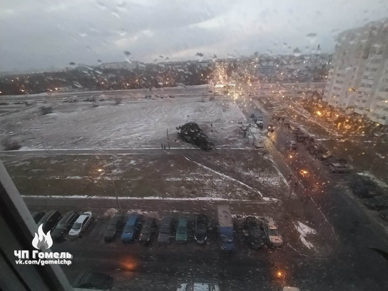 Windy, precipitation in the form of Christmas trees and stops is expected - Republic of Belarus, Wind, Weather, Video, Longpost, Vertical video