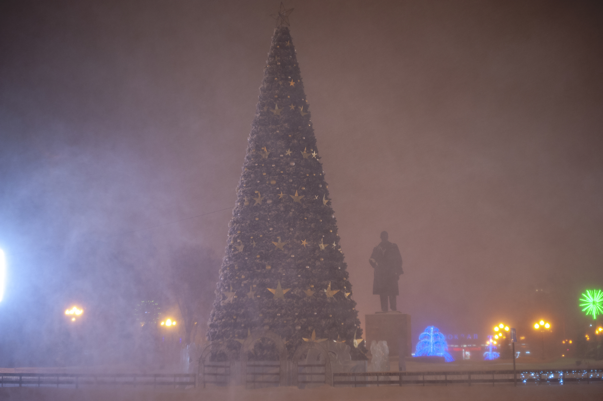 Blizzard on Sakhalin - My, Sakhalin, Blizzard, Blizzard, A train, Railroad crossing, Town, Longpost