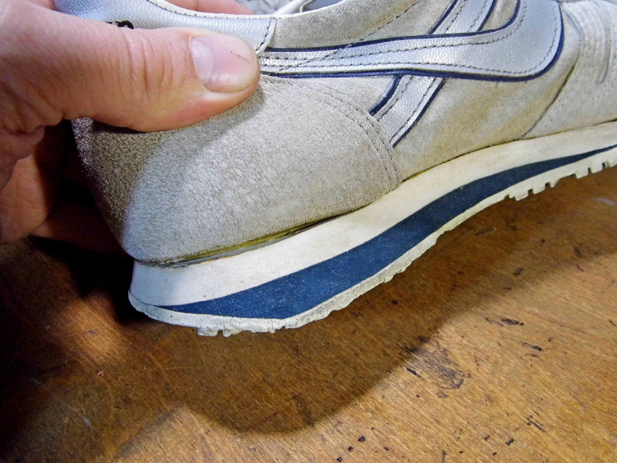 Very tenacious sneakers: glue - and on the way! - My, Shoe repair, Shoes, Longpost