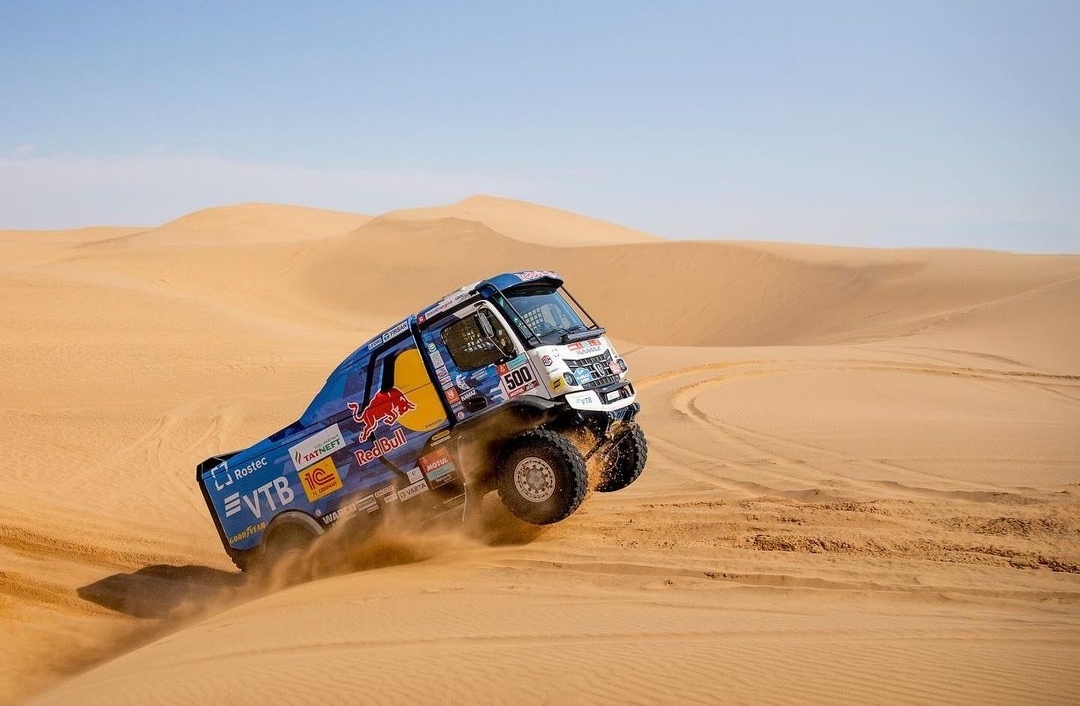 The team KAMAZ-master became the winner of the race Dakar-2022 - The photo, Auto, Kamaz, Kamaz-Master, Truck, Sport, Автоспорт, Dakar, Saudi Arabia, Russia, Longpost