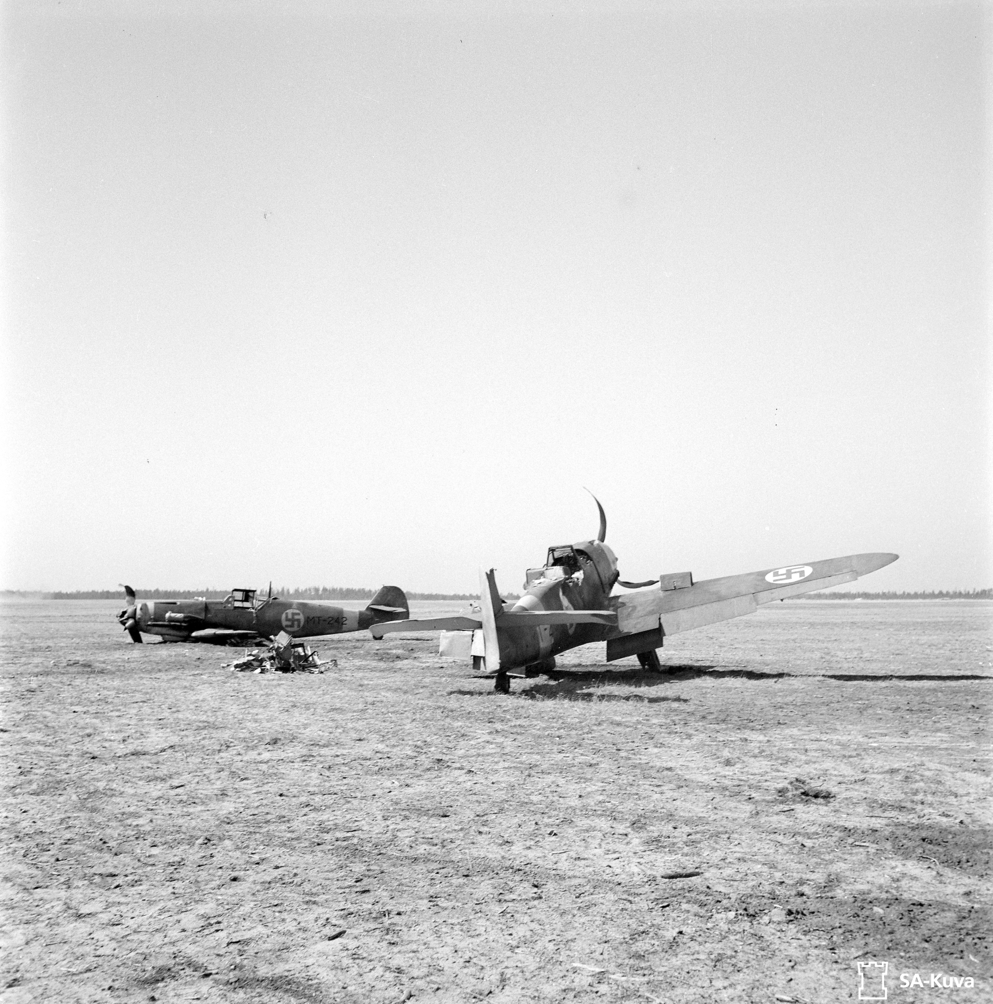 Plane crash involving two Messerschmitt Bf.109G-2/Trop fighters of the Finnish Air Force at Suulajarvi airfield, 12.05.1944 - The Second World War, The Great Patriotic War, Airplane, Aviation, Crash, Plane crash, Aviation accidents, Finland, Aerodrome, Historical photo, Military history, Bf-109, Air force, Longpost, Dust