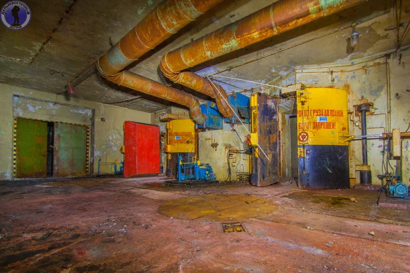 And the hill is not real: Once a secret abandoned storage of nuclear warheads Construction-160 - the USSR, Door, Abandoned, Bunker, Yandex Zen, Made in USSR, Longpost